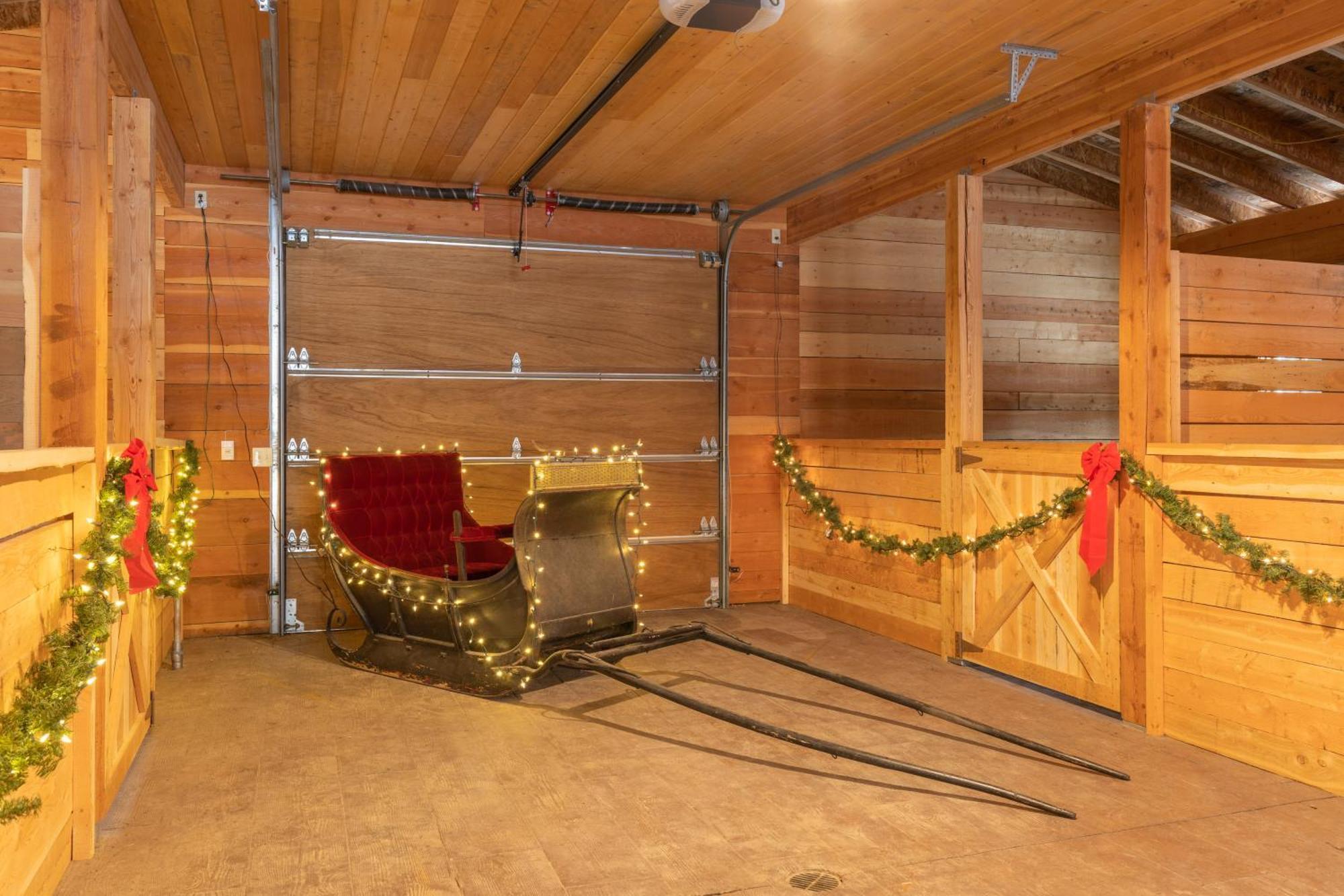 The Stalls At Whitefish Exterior photo